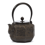 Théière Chinoise en Fonte Ancienne